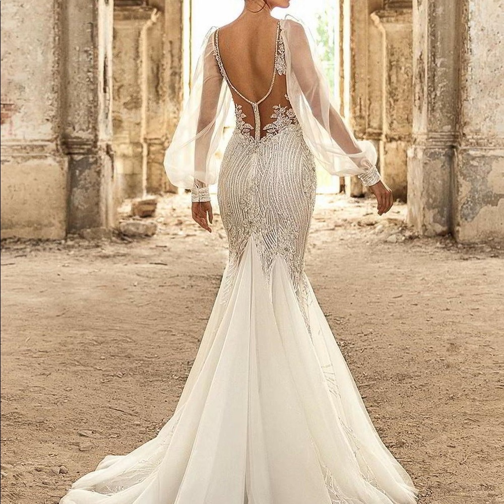 ISO Eva Lendel Lennox dress